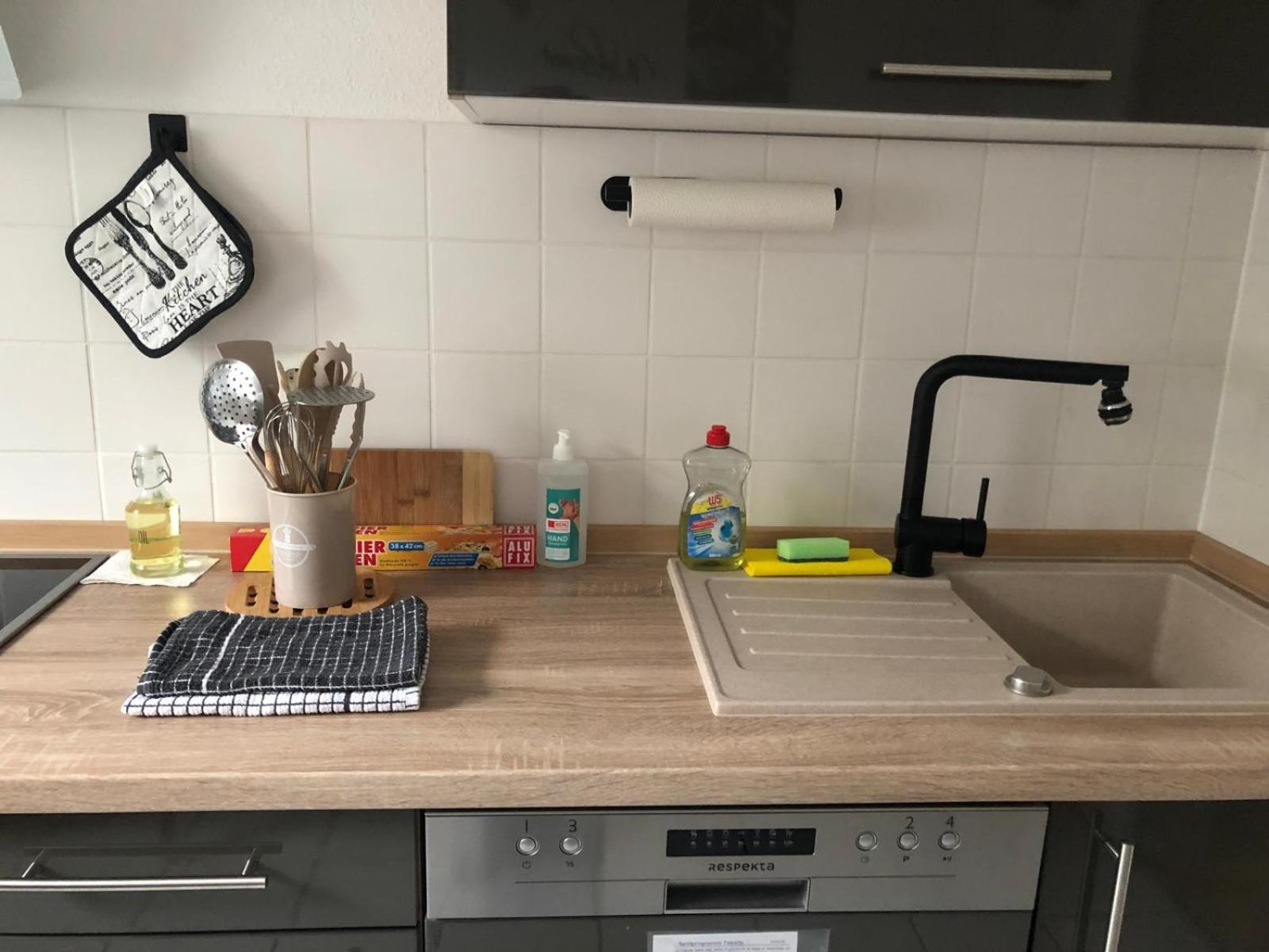 New Apartment Mit Terrasse هانوفر المظهر الخارجي الصورة